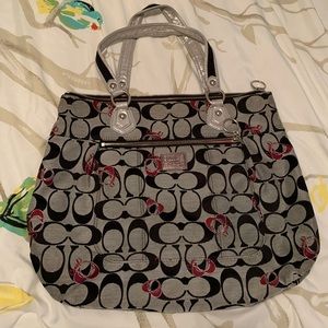 👜 Classic C Coach XL Purse 👜